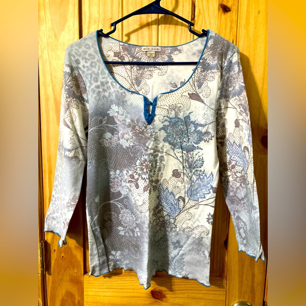 Xcit u.s.a. women’s size L stretch 3/4-length sleeve t-shirt